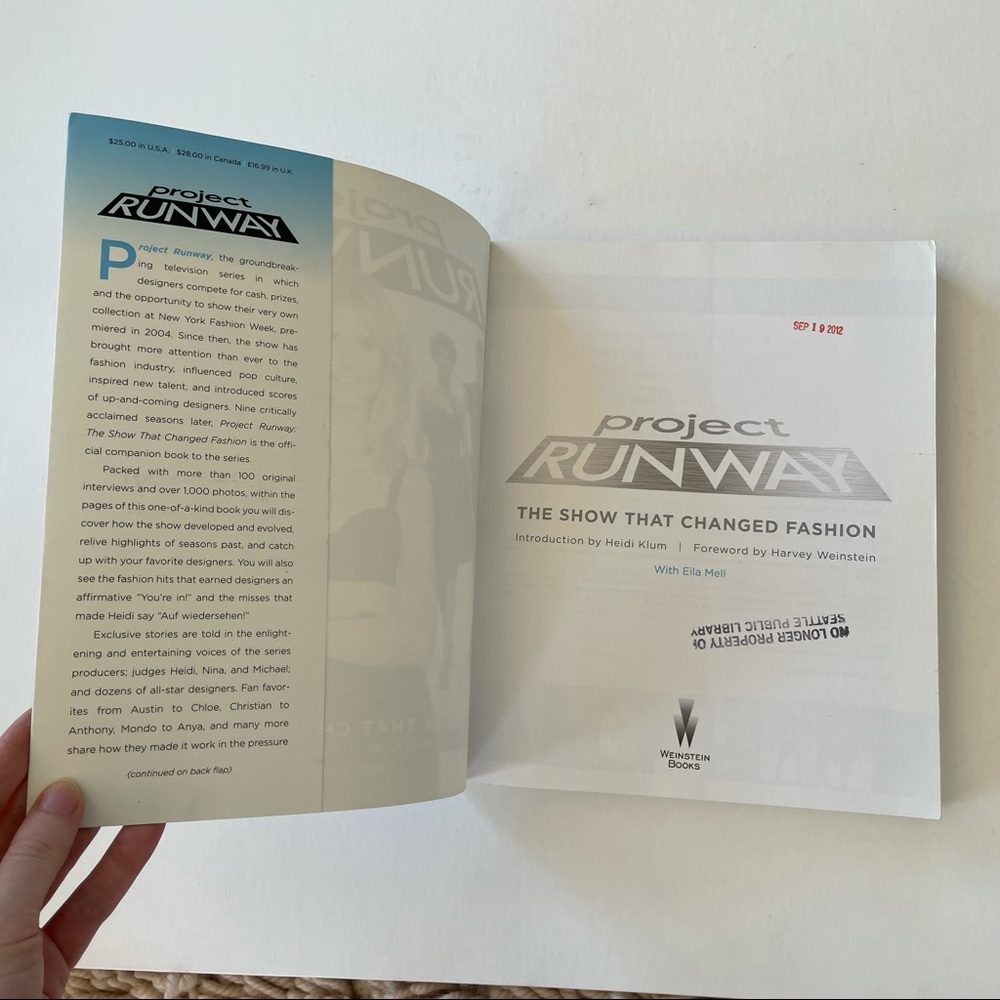 “Project Runway" Large Ex-Lib Paperback Book - Picture 7 of 16